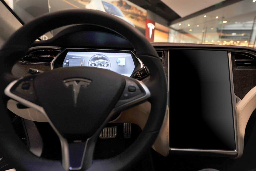 Tesla Black Screen