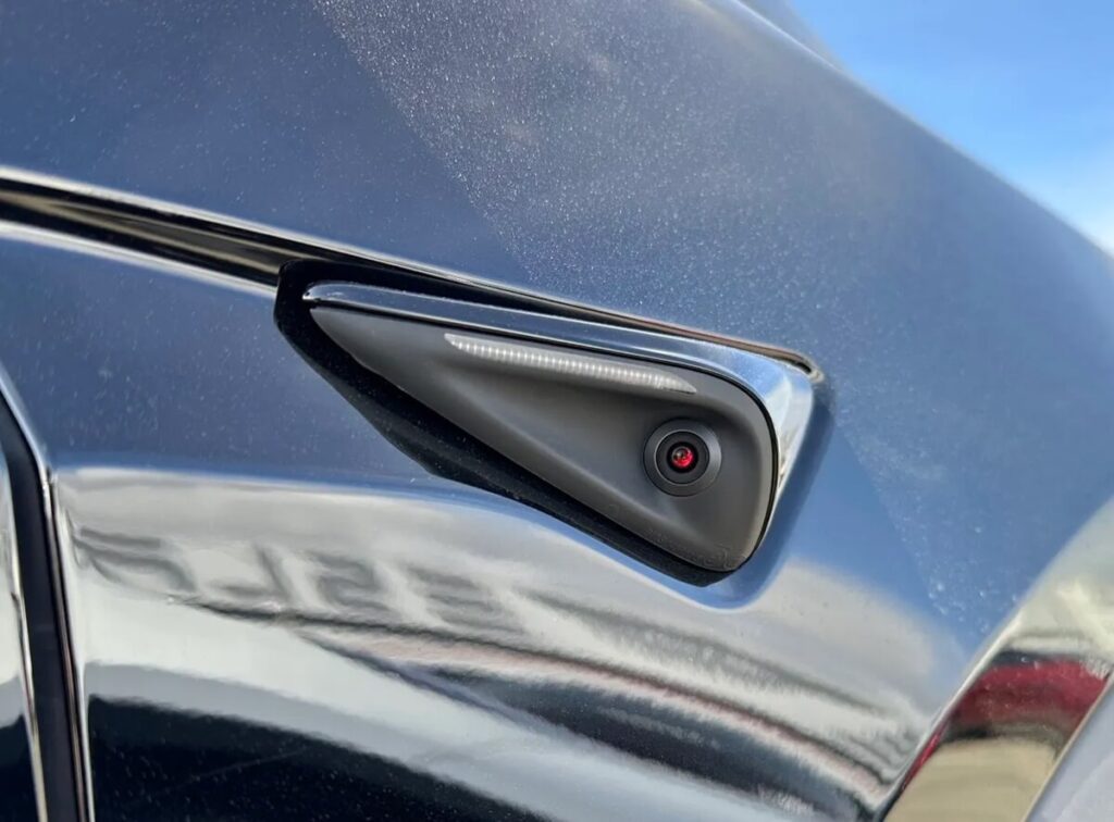 Tesla Side Camera Stop Working